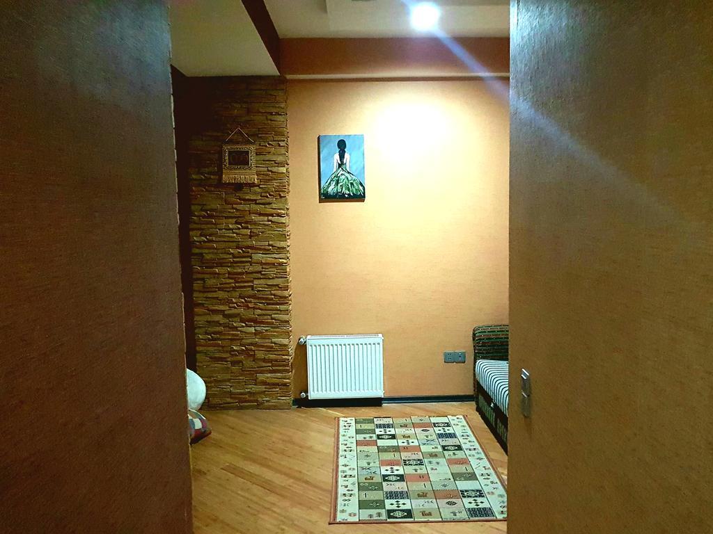 Apartment On Mirqasimov St.29 Baku Ngoại thất bức ảnh