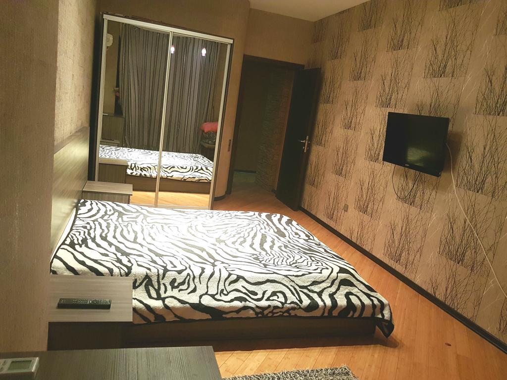Apartment On Mirqasimov St.29 Baku Ngoại thất bức ảnh